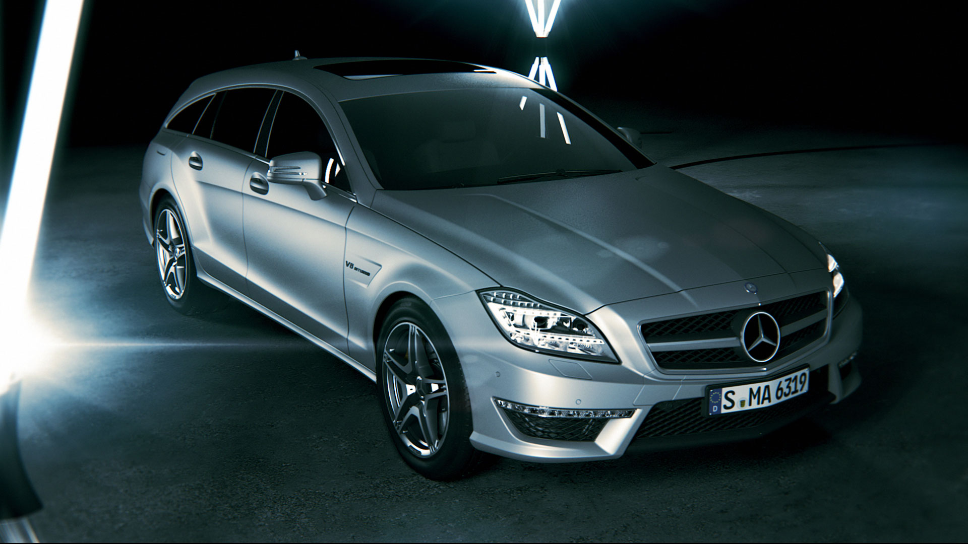 Frontview Mercedes-Benz CLS promotion movie.